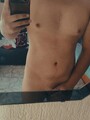FOTOS DE SERVICIO DISCRETO PARA DISFRUTAR DE TODOS LOS BENEFICIOS DE ESTE JOVEN BISEXUAL