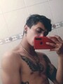 FOTOS DE DELICIOSO GIGOLO ATLÉTICO Y MASCULINO PARA COMPLACER TODO TIPO DE CHICAS