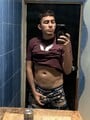 FOTOS DE CHAKAL ACTIVO CON VERGA GRUESA CURVA Y HUEVOTES PARA CLAVÁRTELA RICO