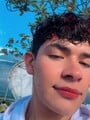FOTOS DE JOVEN 19 AÑOS ACTIVO, ENÉRGICO, FRESCO, DINÁMICO Y ATENTO