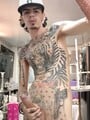 FOTOS DE FLACO ACTIVO BLANCO TATUADO CON SITIO RESERVADO