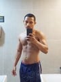 FOTOS DE MORENO, TRANQUILO, RELAJADO, PARCHADO, COMPLACIENTE, HOT, CALIENTE