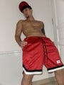 FOTOS DE CABALLERO JOVEN DISCRETO MASCULINO DOMINANTE, ATENTO Y SIN TABÚES