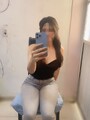 FOTOS DE TENGO UNOS LABIOS CARNOSOS, BUBIS RICAS Y TRASERO BUENÍSIMO