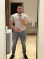 FOTOS DE DETONANTE HOMBRE MUSCULOSO PARA CASTIGARTE. CON MI VERGA DURA Y CURVA