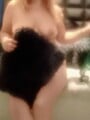 FOTOS DE MILF CULONA DICRETA Y CACHONDA EN EL CENTRO DE LA CIUDAD CON LUGAR.