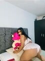 FOTOS DE MORENA CON GRANDES NALGAS Y UN CUERPO DESEABLE