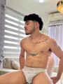 FOTOS DE POLLO MACHITO PELUDO CON BUEN CULO Y VERGA DE 21CM LECHERO