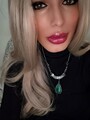 FOTOS DE HOLI YO SOY UNA CHICA COMPLACIENTE FOTOS NUEVAS
