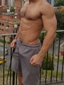 FOTOS DE MACHO SERIO, ATLÉTICO,. MASAJES EROTICOS. SÓLO HOY...