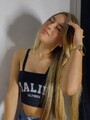 FOTOS DE SOY EIMMY LINDA RUBIA DE OJOS CAFÉS CON MIRADA INQUIETANTE