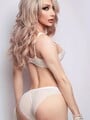 FOTOS DE BARBIE RUBIA MUY HOT PARA COMPLACER TUS FANTASIAS