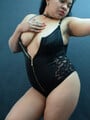 FOTOS DE TENGO UN LUBRICANTE CORPORAL PARA DARTE UN MASAJITO Y CHUPARTELA RICO