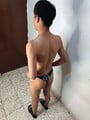 FOTOS DE MASAJE RELAJANTE AZUL Y ROJO ROMÁNTICO JOVEN DELGADO TWIN 19 AÑOS