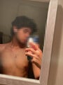 FOTOS DE JOVEN HETERO LLENO DE ENERGÍA CON MUCHO PLACER PARA DAR