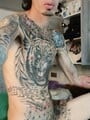 FOTOS DE FLACO ACTIVO BLANCO TATUADO MORBOSO CON SITIO