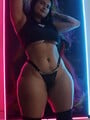 FOTOS DE SOFISTICADA ESCORTS DE 28 AÑOS CON CURVAS QUE TE ENAMORAN