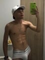 FOTOS DE POLLITO COLOMBIANO MUY CALIENTE Y DOMINANTE LISTO PARA PREÑARTE