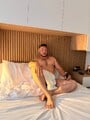 FOTOS DE MIGUEL, HETERO DOTADO CON MANOS QUE NO PIDEN PERMISO.