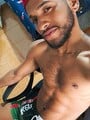 FOTOS DE JOVEN ATLETICO MUY VELLUDO DISPONIBLE. COMPLACIENTE