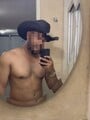 FOTOS DE MORENO FORMAL Y DISCRETO. ATREVIDO Y TODO UN CABALLERO