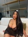 FOTOS DE MORENA DE LUJO CON SENOS GRANDES TOTALMENTE REALES Y NATURALES.