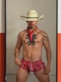 FOTOS DE BJ2 CHICO DISPUESTO A COMPLACERTE, PASEMOS UN BUEN RATO.