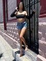 FOTOS DE SOY UNA JOVEN DE 18 AÑOS MUY FEMENINA CON UNA FIGURA DELICADA Y MUY BONITA