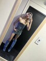 FOTOS DE HERMOSA POLLITA FEMENINA PELINEGRA COMPLACIENTE Y VERGONA