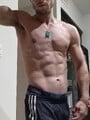 FOTOS DE JOVEN CACHONDO CON BUENA HERRAMIENTA SEXY Y GUAPO