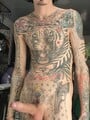 FOTOS DE FLACO ACTIVO MORBOSO CON TATUAJES Y SITIO RESERVADO