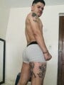 FOTOS DE MACHO TATUADO VERSÁTIL PELUDO DISPONIBLE LAS 24 HORAS