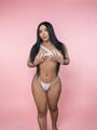 FOTOS DE MUJER VOLUPTUOSA CARA ANGELICAL DISPUESTA A COMPLACER TU FANTASÍAS