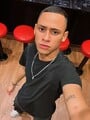 FOTOS DE MORENO ARDIENTE & CALIENTE DISPUESTO A SATISFACER TUS DESEOS MÁS ÍNTIMOS