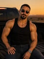 FOTOS DE ESCORT MASCULINO ALTO Y MUSCULOSO ACTIVO