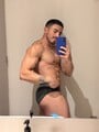 FOTOS DE UN CHICO EDUCADO, COMPLACIENTE Y CON GANAS DE PASARLA MUY RICO