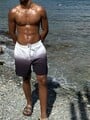 FOTOS DE JOVEN DE 19 AÑOS VERSÁTIL, LIMPIO Y COMPLACIENTE