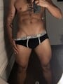 FOTOS DE UN CABALLERO DISPUESTO A CUMPLIR TUS DESEOS MÁS ÍNTIMOS