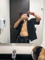 FOTOS DE JOVEN TATUADO ARRECHO Y COMPLACIENTE VERSATIL DISPONIBLE CON SITIO