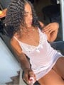FOTOS DE NAOMY, MORENA ENCANTADORA CON SEXY CUERPO DISPONIBLE