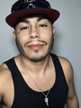 FOTOS DE QUE TAL SOY FERNANDO UN CHICO DISCRETO PERO DISPUESTO A COMPLACERTE