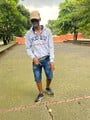 FOTOS DE TU NIGGA FAVORITO LLEGÓ A TU CIUDAD PARA COMPLACERTE