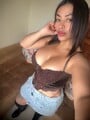 FOTOS DE SOY NUEVA EN LA CIUDAD UNA CHICA HERMOSA CARIÑOSA CON TRATO DE NOVIA