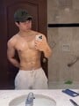 FOTOS DE ESTUDIANTE ATLETICO ACTIVO DISPONIBLE PARA CONOCERNOS LA PASAREMOS MUY RICO
