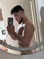 FOTOS DE SANTIAGO, TAPATÍO SOY FIT, DE BUEN CUERPO, BARBÓN Y GUAPO
