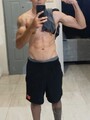FOTOS DE JOVEN ALTO DELGADO BUEN ROLLO ATENTO SERVICIAL Y RESPETUOSO CONTACTAME