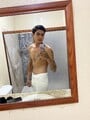 FOTOS DE JOVEN DELGADO TATUADO CON UN VERGON RICO
