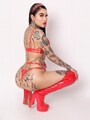 FOTOS DE EXÓTICA PELINEGRA TATUADA CURVAS IRRESISTIBLES FOTOS REALES