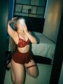 FOTOS DE CAMILA UNA HERMOSA NENA DE 24 AÑOS ESTRECHITA MOJADITA.
