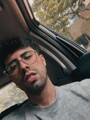 FOTOS DE SEXO SIN LÍMITES: ALTO, BIEN DOTADO Y CON GANAS DE COMPLACER A MUJERES Y TRÍOS